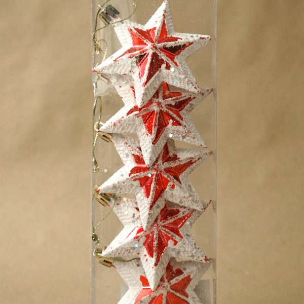 Colgantes Navideños Forma Estrella Tonos Rojos y Blancos Efecto Nieve