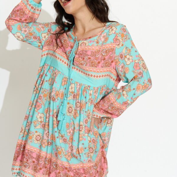 Vestido Corto Azul Claro Estampado Variado