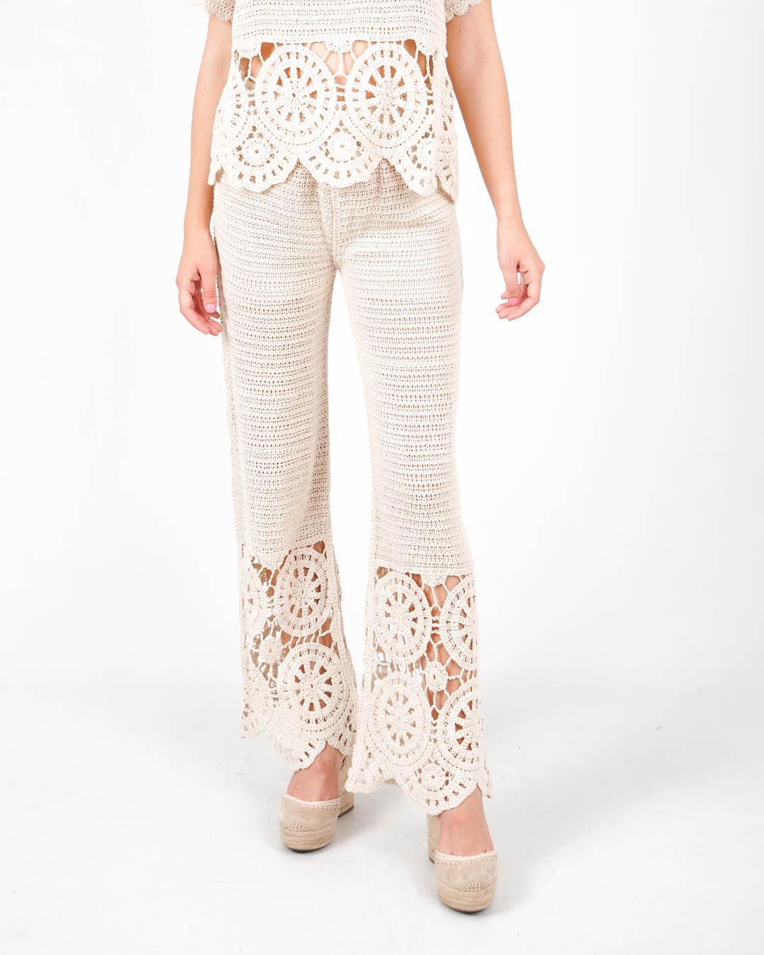 CR-FF-3035 BEIGE (3) Pantalón Calado Dibujo Circulares - Imagen 1
