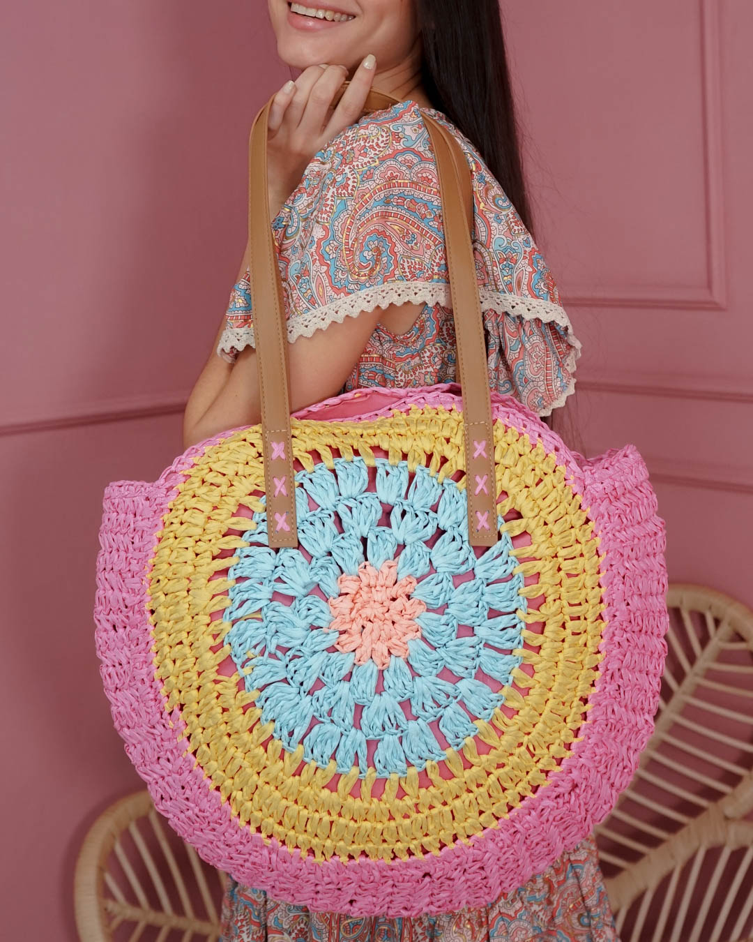 VT-RFB-1196ROSA Bolso Redondo Calado Rosa - Imagen 1